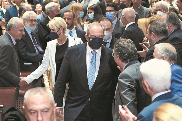 Για τον εαυτό του