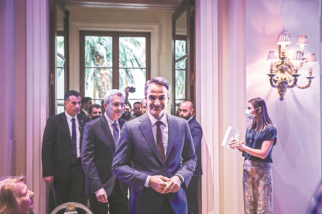 Οδικοί χάρτες για πριν και μετά τις κάλπες