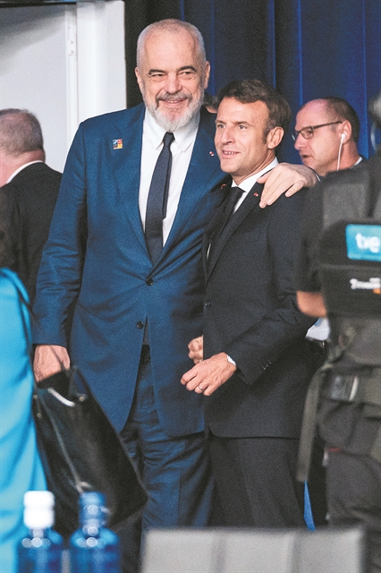 Περιμένοντας την Τετάρτη