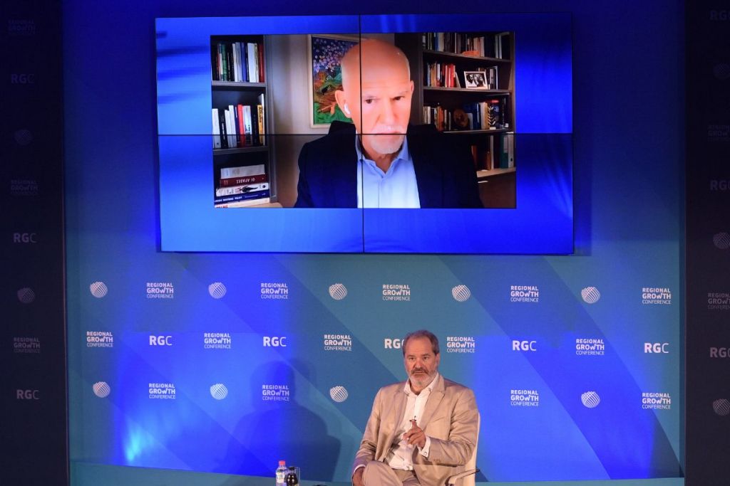 Γιώργος Παπανδρέου: Η πρώτη εμφάνιση μετά τον βηματοδότη