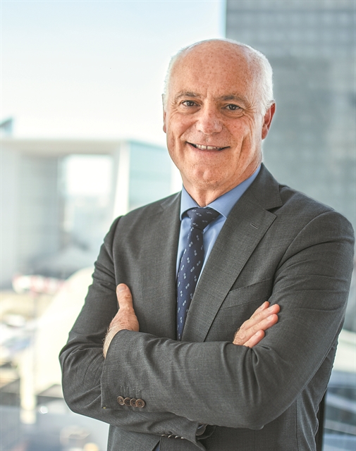 Δίκοπο μαχαίρι η αύξηση των επιτοκίων