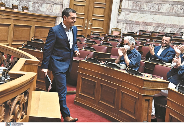 Προεκλογικές προσκλήσεις ετοιμάζει ο Τσίπρας