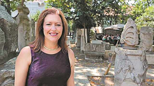 Φεστιβάλ: η Ιντιθ Χολ στην πρώτη συζήτηση για τα πολλά πρόσωπα της «Αντιγόνης»