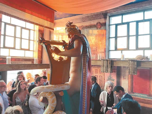 «Το έργο ολοκληρώνεται όταν το δει ο θεατής»