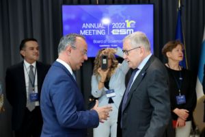 Πόσο ευάλωτη είναι η Ελλάδα στην άνοδο των επιτοκίων;