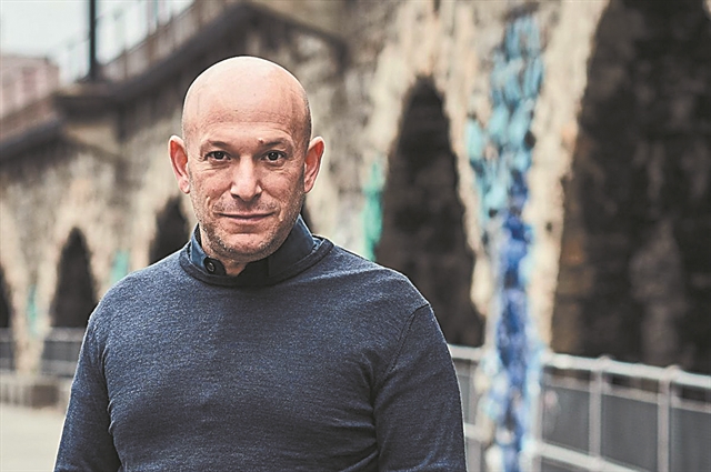 «Η μοναξιά δημιούργησε τους ντετέκτιβ των κλασικών νουάρ»