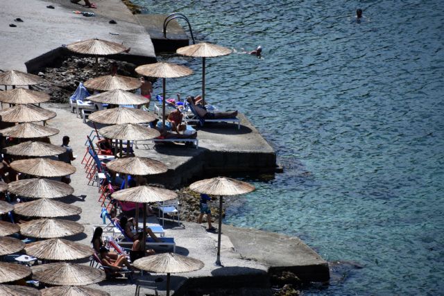 Εκτακτο επίδομα καλοκαιριού 200 ευρώ υπό έναν όρο: Ποιους αφορά