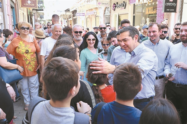 Χταπόδια, πρωινοί καφέδες και στήριξη Καρανίκα σε Πολάκη
