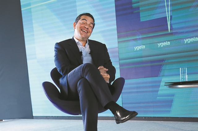 Πάνε για συγχώνευση;