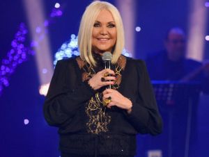 Mad Video Music Awards: Ολη η αλήθεια για τον «τραυματισμό» της Ρούλας Κορομηλά