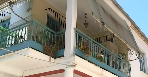 Λάρισα: Σε σπίτι-φυλακή ζούσε επί 42χρόνια η 51χρονη