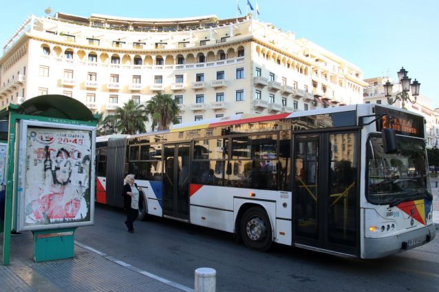 Θεσσαλονίκη: Τι λέει ο πατέρας του 11χρονου  που κατέβασαν από λεωφορείο επειδή δεν φορούσε μάσκα | tanea.gr