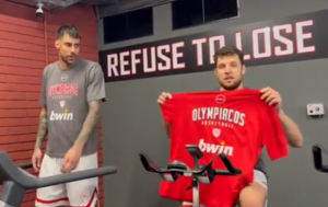 Ολυμπιακός: Dress Code και κατακόκκινο ΣΕΦ στους τελικούς του πρωταθλήματος