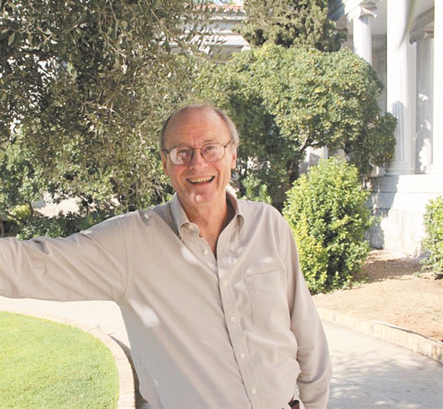 Αντίο σε έναν μεγάλο νεοελληνιστή