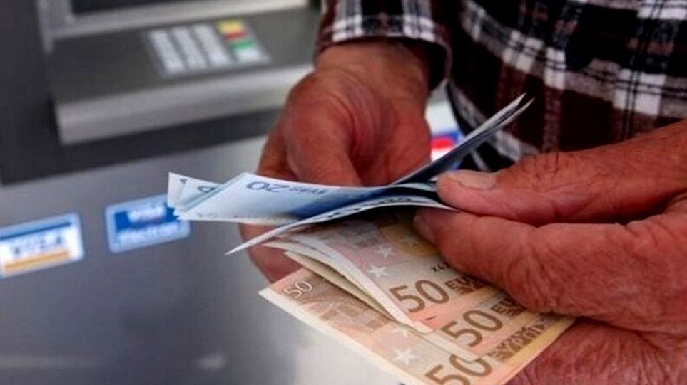 Οικονόμου: «Ρεκόρ εποχών» στην απονομή συντάξεων το α’ πεντάμηνο του 2022