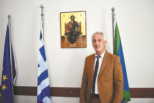 «Η Αυτοδιοίκηση δεν επιτρέπεται να κάνει εξωτερική πολιτική»