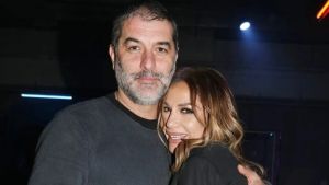 Δέσποινα Βανδή: Το πανάκριβο δώρο στον Βασίλη Μπισμπίκη