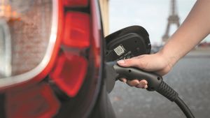 Γκάζι στα ηλεκτρικά μοντέλα