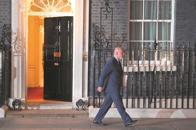 Βαθαίνει η κρίση στη Βρετανία μετά τη νέα  αποπομπή υπουργού