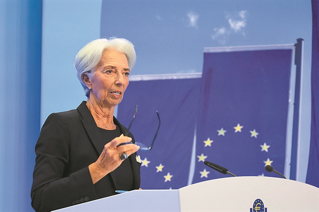 Εβαλε τέλος στην περίοδο των αρνητικών επιτοκίων