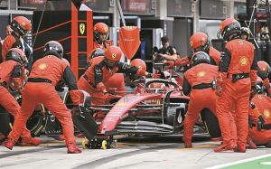 Αλλοι για μπάνια κι άλλοι… καίγονται