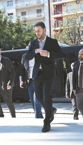 Ο Ανδρουλάκης επιμένει θεσμικά