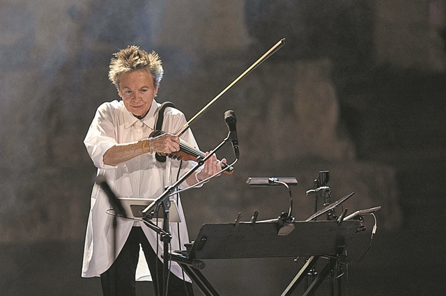 Να κλείσεις τα μάτια και να στοχαστείς…