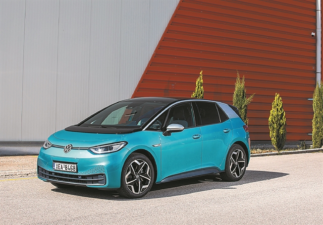 Νέα έκδοση με αυτονομία 549 χλμ.