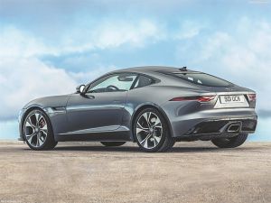 Τρία νέα ηλεκτρικά από την Jaguar