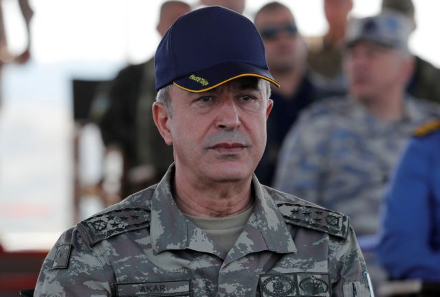 Ακάρ: Απαράδεκτο να επιδιώκει να μην πουληθούν τα F-16 στην Τουρκία