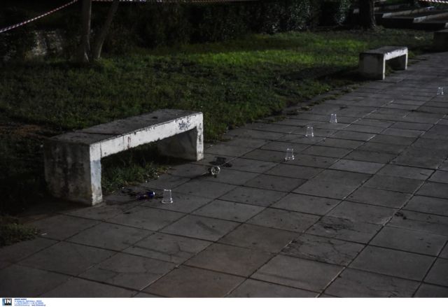 Αιματηρή συμπλοκή και πυροβολισμοί στο Αριστοτέλειο