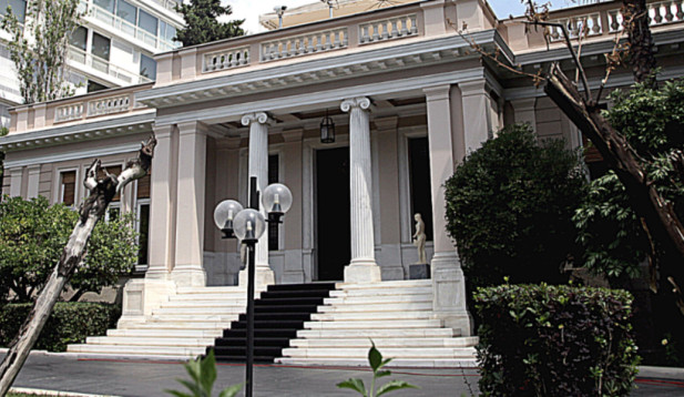 Εκλογές: Γιατί αποφάσισε να «παγώσει» τα σενάρια ο Κυριάκος Μητσοτάκης