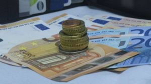 Πληρωμές e-ΕΦΚΑ και ΔΥΠΑ από 14 έως 17 Απριλίου – Αναλυτικά οι ημερομηνίες