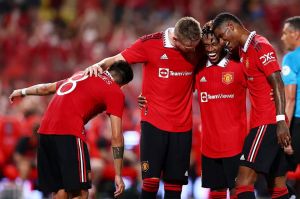 Τυφώνας Τεν Χαγκ, 4-0 τη Λίβερπουλ