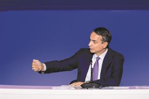 Ανοίγει το καλάθι της ΔΕΘ