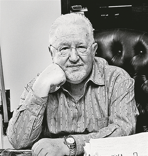 Ο αναλυτής της ελληνικής οικογένειας