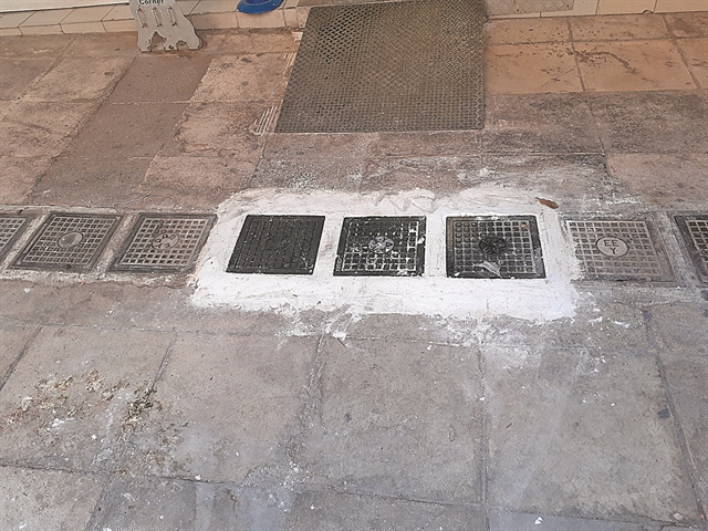 Τραυματισμένα καπάκια