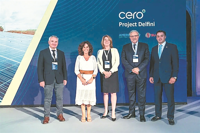 Σχεδιάζει επενδύσεις 12 έως 15 δισ. ευρώ στην Ελλάδα