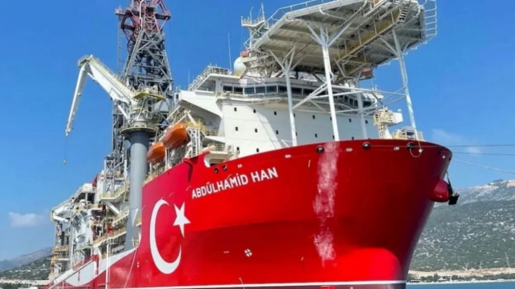 Αμπντούλ Χαμίντ Χαν: Σήμερα βγαίνει το τουρκικό γεωτρύπανο – Μυστήριο για το πού θα κατευθυνθεί