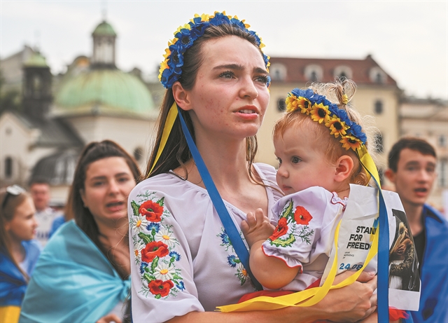 «Εικοσιδυάρηδες», βγείτε έξω!