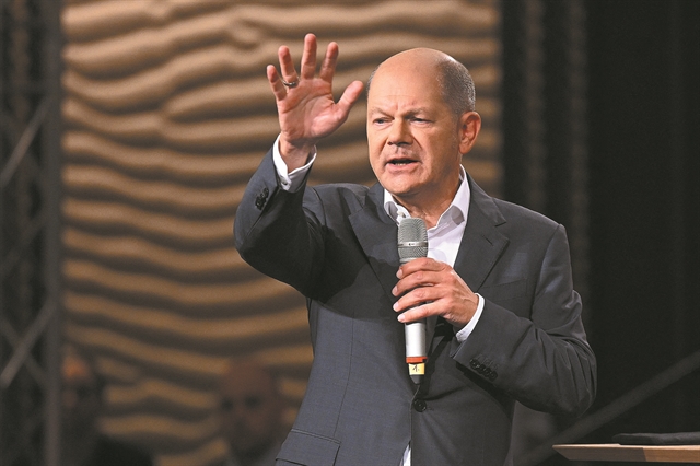 Επίπονη αναζήτηση ευρωπαϊκής απάντησης στον πόλεμο της Ουκρανίας