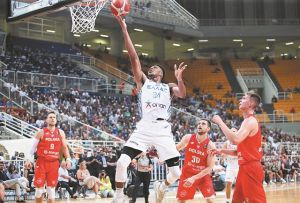 Ανεβάζει στροφές η Εθνική