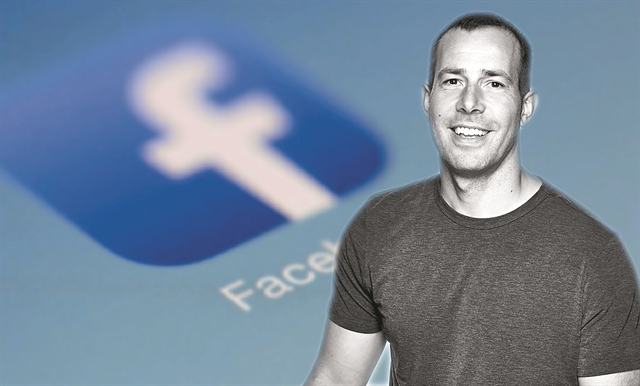 Το νέο δεξί χέρι του Mr Facebook