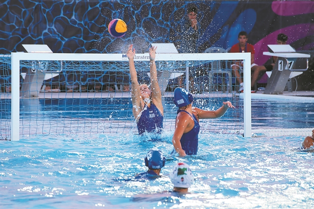 Κορίτσια για φίλημα