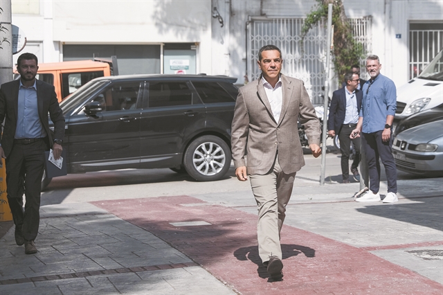 Η μικρή κυρία και ο μεγάλος πόλεμος