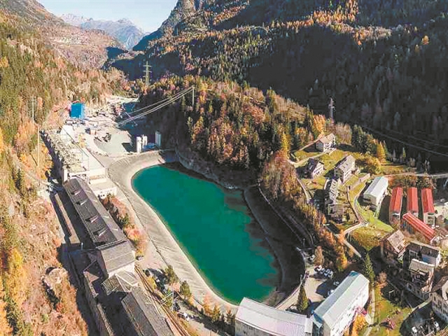 Σε λειτουργία η τεράστια «φυσική μπαταρία» αποθήκευσης ενέργειας