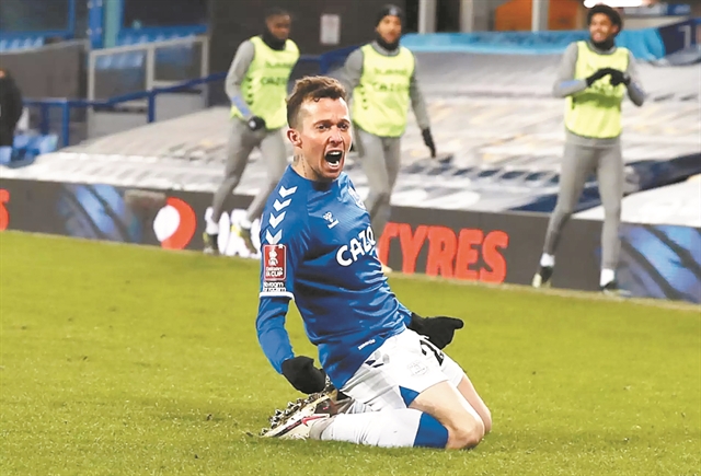 Μια ανάσα από τον Μπερνάρντ