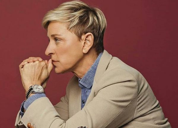 O αποχαιρετισμός της Έλεν Ντε Τζένερις στην Αν Χεκ