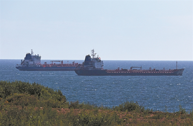 Ρωσικά πλοία σε σιγή… ασυρμάτου