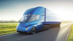 TESLA SEMI: Πότε θα κυκλοφορήσει η νταλίκα του Ελον Μασκ
